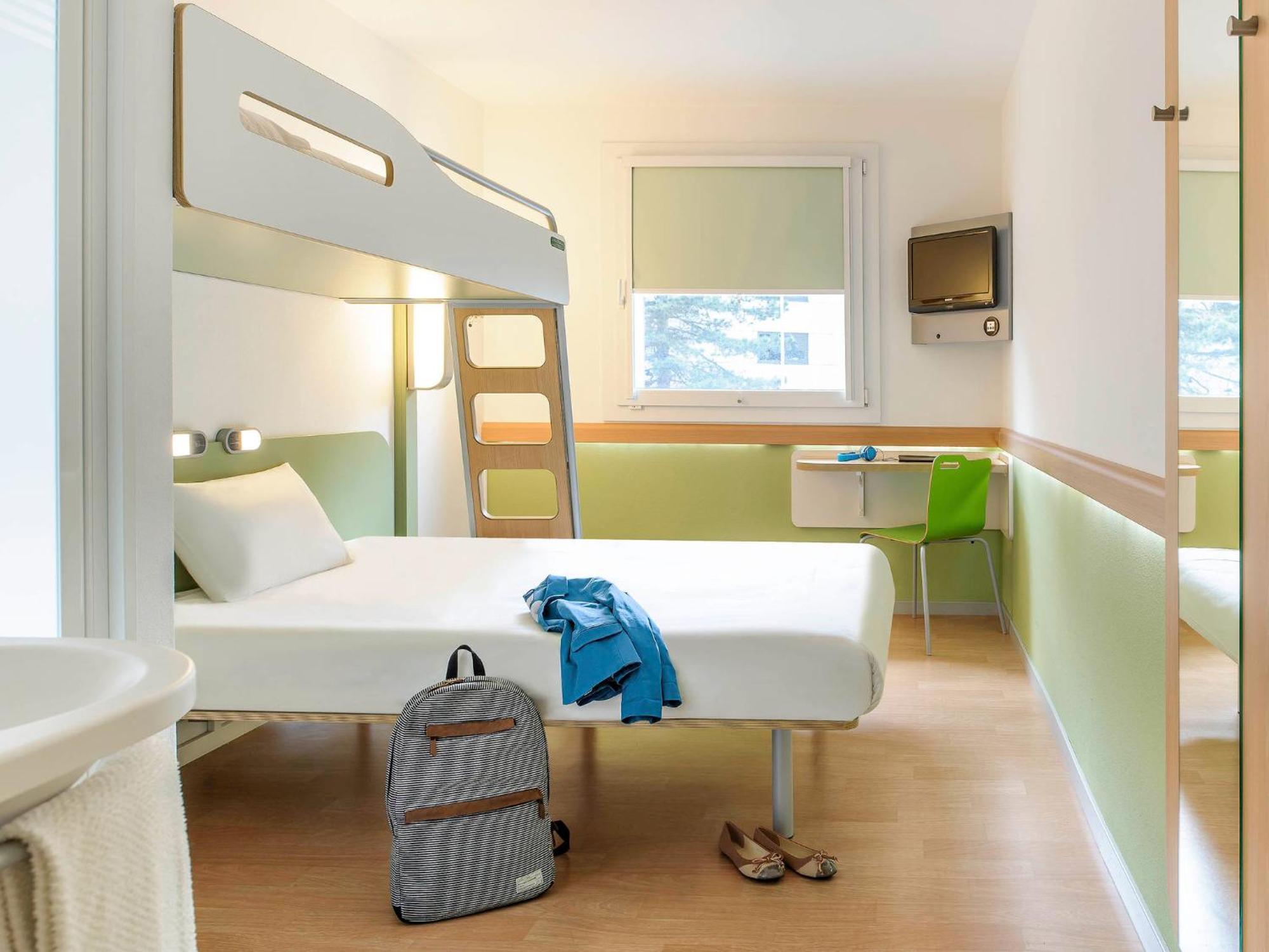 Ibis Budget Poitiers Sud Bagian luar foto