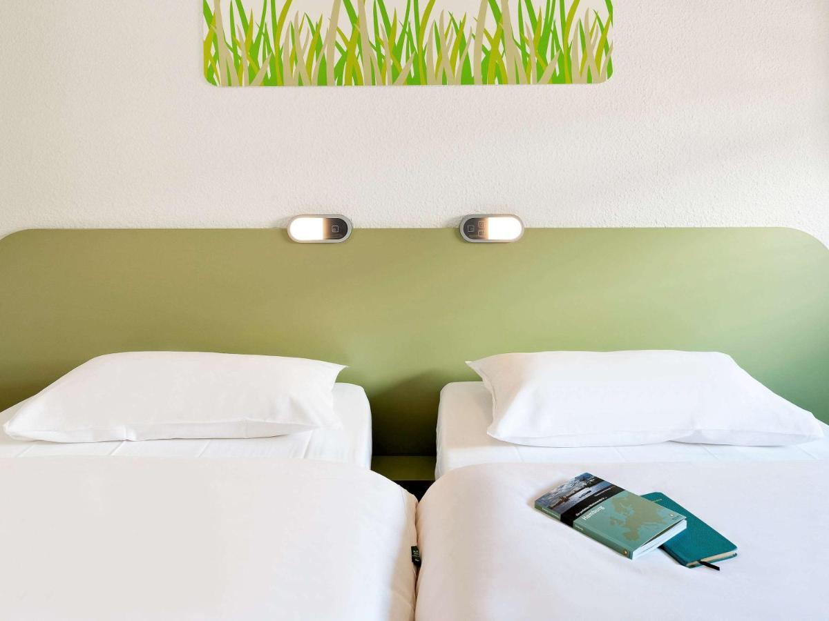 Ibis Budget Poitiers Sud Bagian luar foto